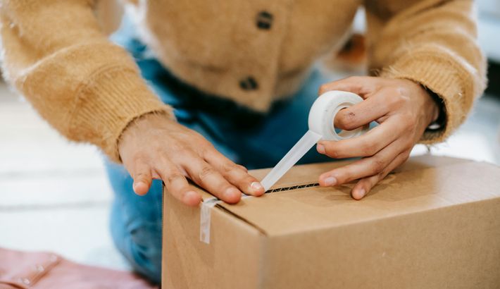 Як надіслати електроніку зі США до Індії